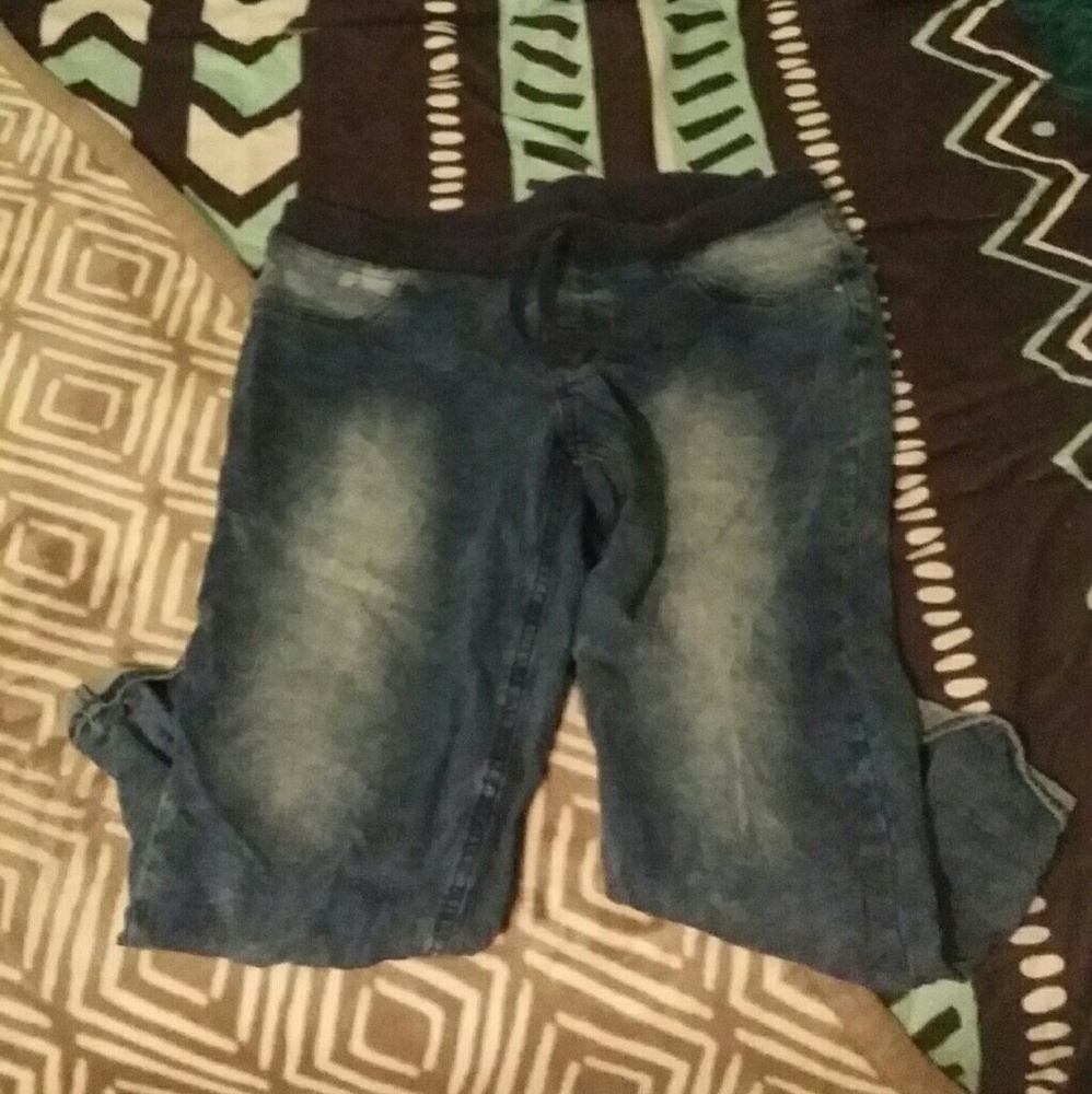 Pocketless Blue Arizona Jean Co. Capris